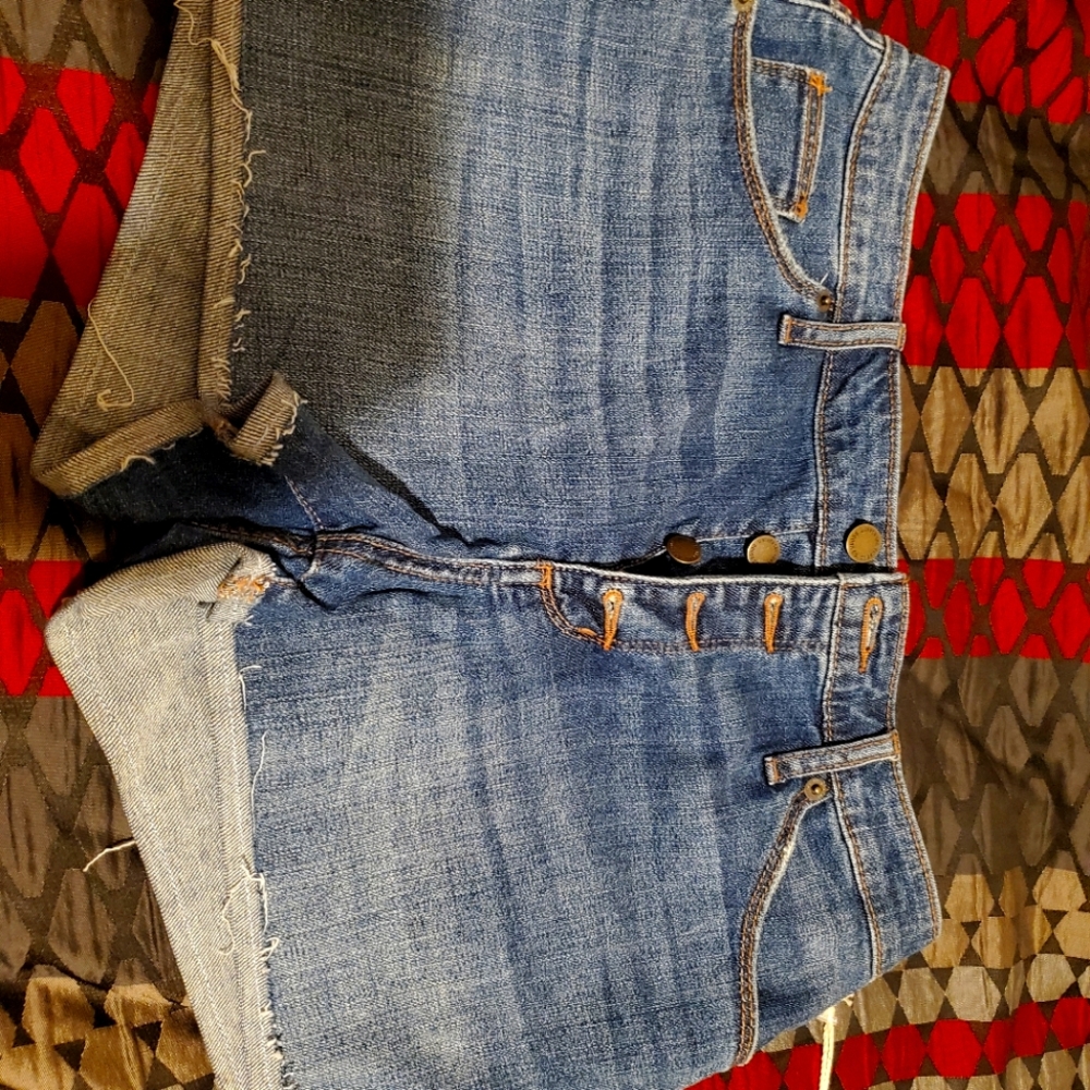 Universal Thread denim shorts size 8
